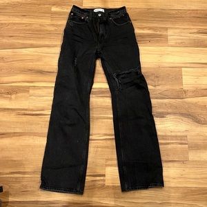 Abercrombie 90’s relaxed jean high rise